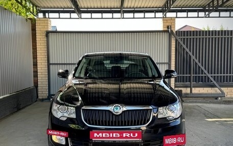 Skoda Superb III рестайлинг, 2012 год, 1 750 000 рублей, 3 фотография