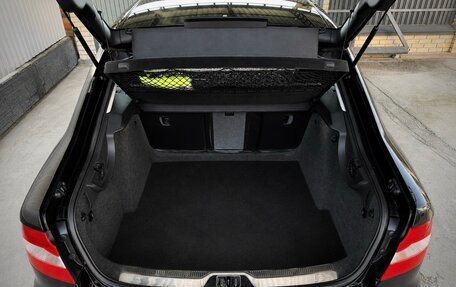 Skoda Superb III рестайлинг, 2012 год, 1 750 000 рублей, 28 фотография