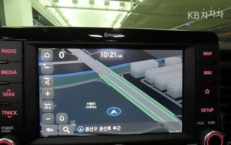 KIA Stonic, 2020 год, 1 550 000 рублей, 14 фотография