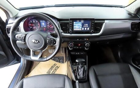 KIA Stonic, 2020 год, 1 500 000 рублей, 7 фотография