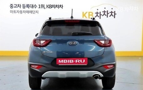 KIA Stonic, 2020 год, 1 500 000 рублей, 3 фотография