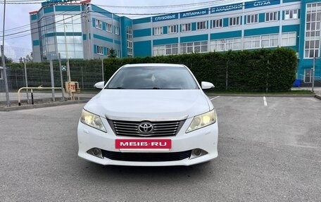 Toyota Camry, 2012 год, 1 495 000 рублей, 2 фотография
