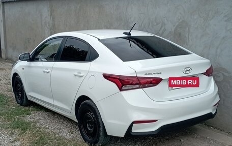 Hyundai Solaris II рестайлинг, 2017 год, 837 000 рублей, 2 фотография