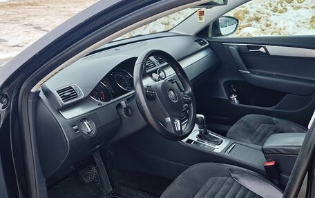 Volkswagen Passat B7, 2011 год, 900 000 рублей, 13 фотография