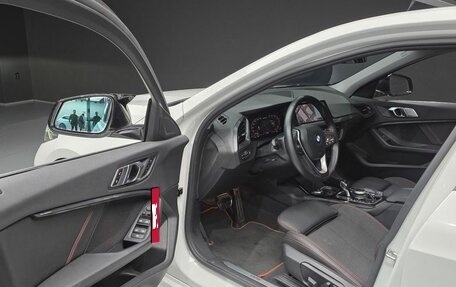 BMW 1 серия, 2020 год, 2 385 000 рублей, 10 фотография