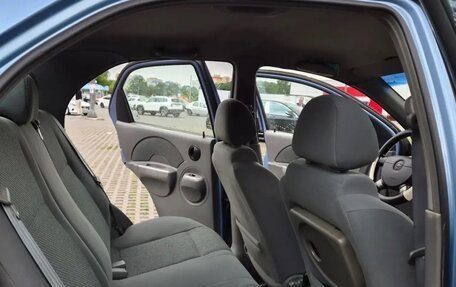 Chevrolet Aveo III, 2004 год, 215 000 рублей, 6 фотография