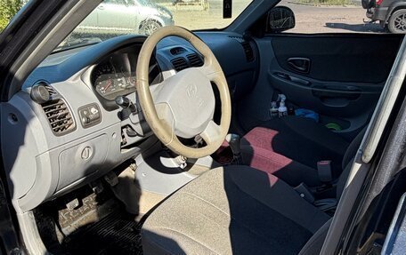 Hyundai Accent II, 2004 год, 235 000 рублей, 6 фотография