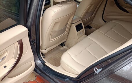 BMW 3 серия, 2014 год, 1 300 000 рублей, 8 фотография