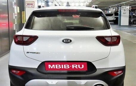 KIA Stonic, 2020 год, 1 520 000 рублей, 5 фотография