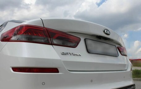 KIA Optima IV, 2018 год, 1 990 000 рублей, 11 фотография
