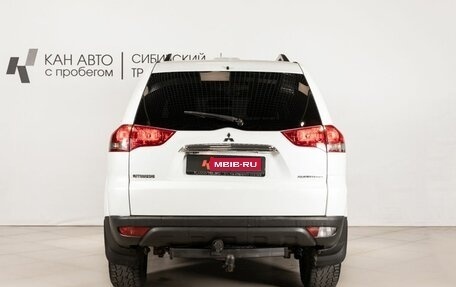 Mitsubishi Pajero Sport II рестайлинг, 2014 год, 1 867 200 рублей, 4 фотография