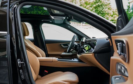 Mercedes-Benz E-Класс, 2025 год, 8 700 000 рублей, 24 фотография