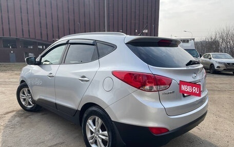 Hyundai ix35 I рестайлинг, 2010 год, 1 060 000 рублей, 2 фотография