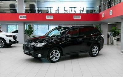 Mitsubishi Outlander III рестайлинг 3, 2013 год, 1 390 000 рублей, 1 фотография