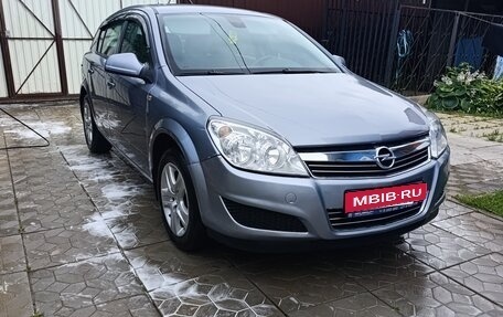 Opel Astra H, 2010 год, 690 000 рублей, 1 фотография