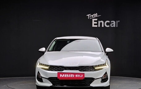KIA K5, 2023 год, 1 800 000 рублей, 2 фотография