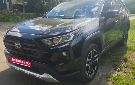 Toyota RAV4, 2021 год, 3 500 000 рублей, 3 фотография