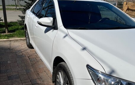 Toyota Camry, 2013 год, 1 450 000 рублей, 2 фотография