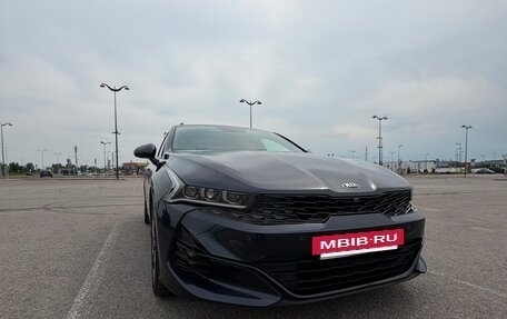 KIA K5, 2021 год, 2 800 000 рублей, 2 фотография