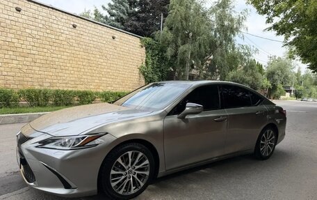 Lexus ES VII, 2021 год, 4 250 000 рублей, 3 фотография