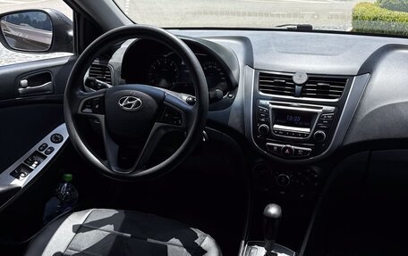 Hyundai Solaris II рестайлинг, 2015 год, 1 149 000 рублей, 5 фотография