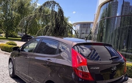 Hyundai Solaris II рестайлинг, 2015 год, 1 149 000 рублей, 2 фотография