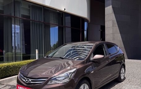 Hyundai Solaris II рестайлинг, 2015 год, 1 149 000 рублей, 8 фотография