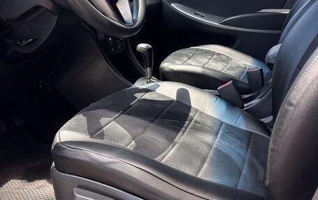 Hyundai Solaris II рестайлинг, 2015 год, 1 149 000 рублей, 18 фотография