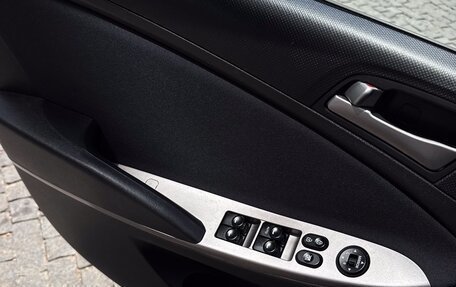 Hyundai Solaris II рестайлинг, 2015 год, 1 149 000 рублей, 25 фотография