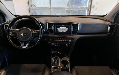 KIA Sportage IV рестайлинг, 2018 год, 2 380 000 рублей, 9 фотография
