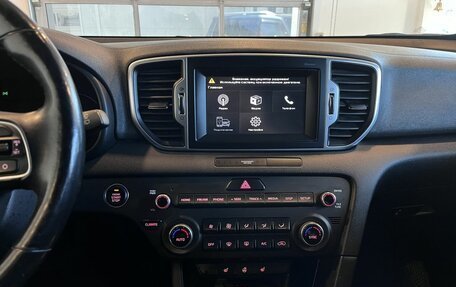KIA Sportage IV рестайлинг, 2018 год, 2 380 000 рублей, 12 фотография
