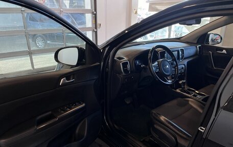 KIA Sportage IV рестайлинг, 2018 год, 2 380 000 рублей, 20 фотография
