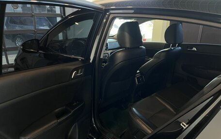 KIA Sportage IV рестайлинг, 2018 год, 2 380 000 рублей, 23 фотография