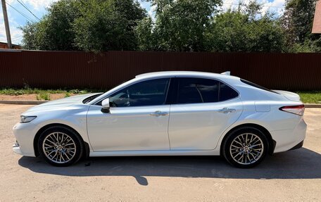 Toyota Camry, 2018 год, 2 350 000 рублей, 16 фотография