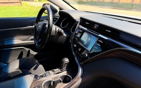 Toyota Camry, 2018 год, 2 350 000 рублей, 27 фотография