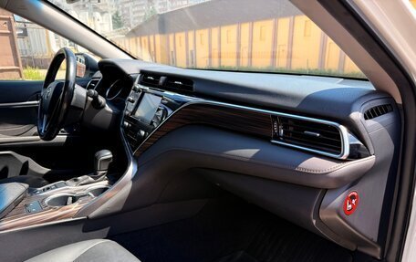Toyota Camry, 2018 год, 2 350 000 рублей, 35 фотография