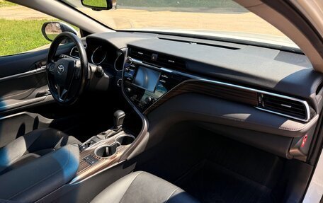 Toyota Camry, 2018 год, 2 350 000 рублей, 36 фотография