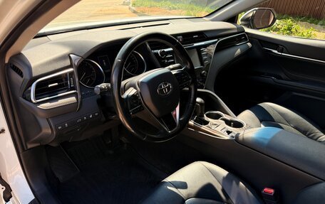 Toyota Camry, 2018 год, 2 350 000 рублей, 34 фотография