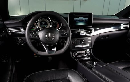 Mercedes-Benz CLS, 2015 год, 2 499 000 рублей, 8 фотография