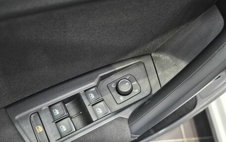 Volkswagen Tiguan II, 2019 год, 2 550 000 рублей, 14 фотография