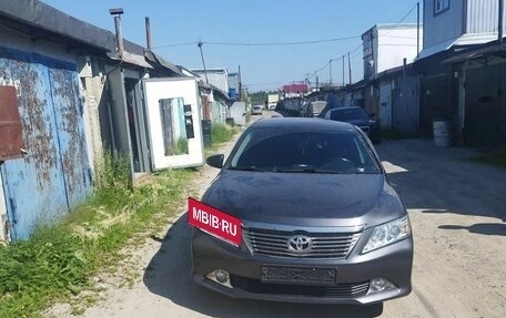 Toyota Camry, 2014 год, 550 000 рублей, 2 фотография