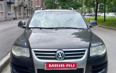 Volkswagen Touareg III, 2008 год, 2 000 000 рублей, 1 фотография