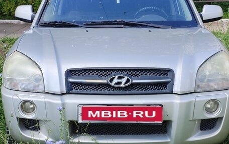 Hyundai Tucson III, 2007 год, 700 000 рублей, 1 фотография
