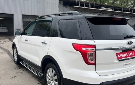Ford Explorer VI, 2013 год, 1 750 000 рублей, 5 фотография