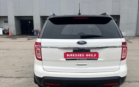 Ford Explorer VI, 2013 год, 1 750 000 рублей, 8 фотография