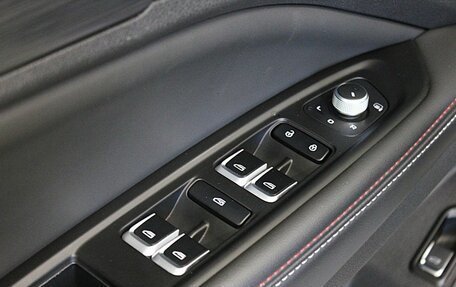 Geely Tugella FY11, 2023 год, 2 680 000 рублей, 21 фотография