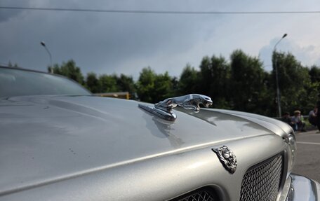 Jaguar XJR III (X350), 1999 год, 1 600 000 рублей, 14 фотография