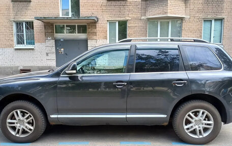 Volkswagen Touareg III, 2008 год, 2 000 000 рублей, 3 фотография