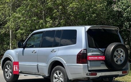Mitsubishi Pajero III рестайлинг, 2003 год, 999 000 рублей, 2 фотография