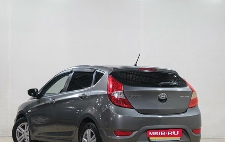 Hyundai Solaris II рестайлинг, 2012 год, 499 000 рублей, 5 фотография